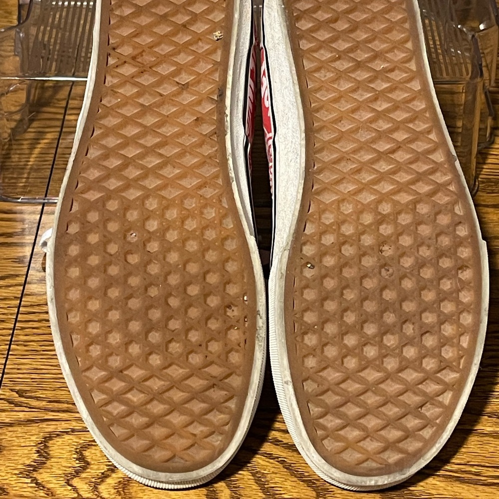 Vans Dohe - Picture 4 of 6